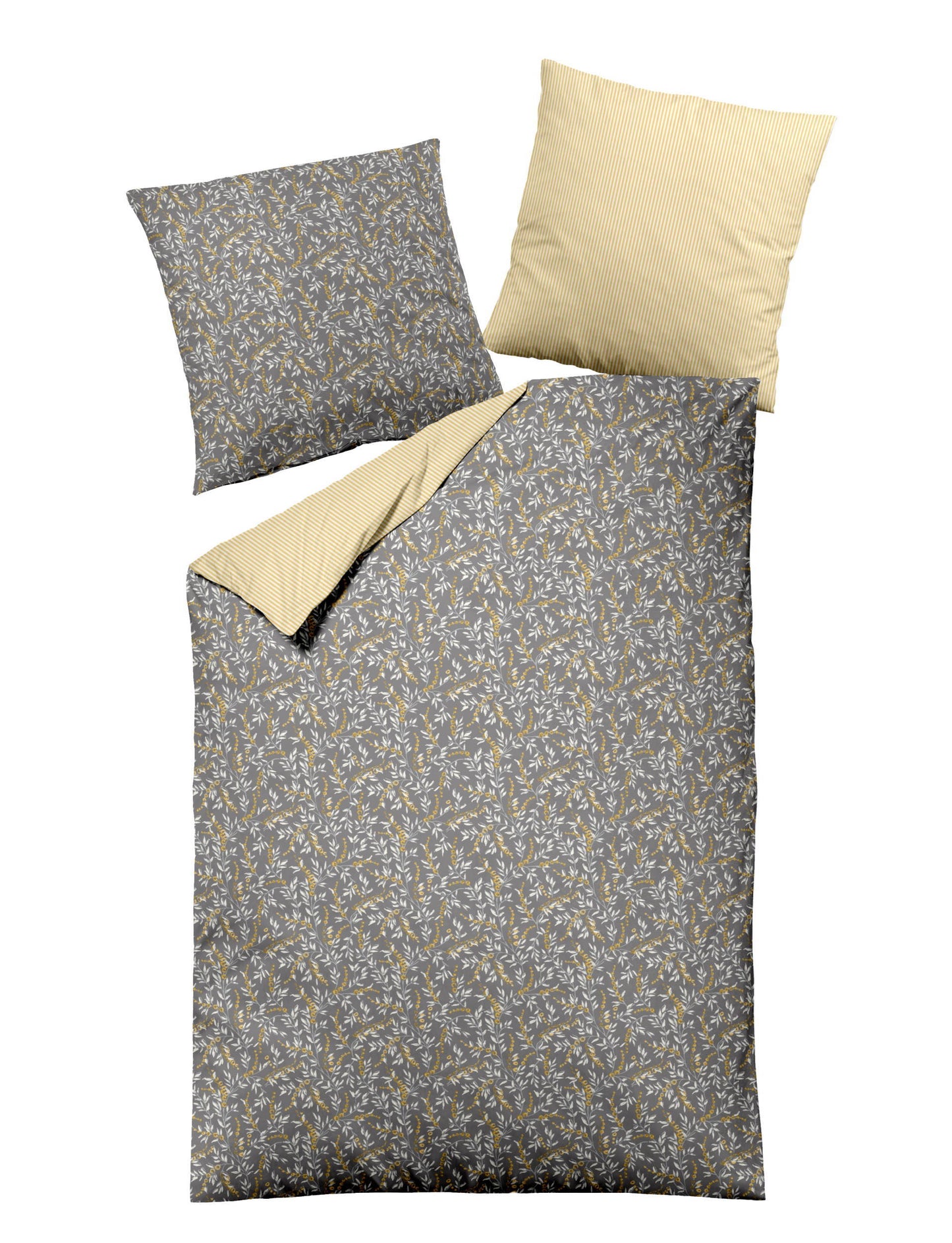 Zwei Kopfkissen und eine Bettdecke bezogen mit Edel-Biber Bettwaesche von Dormisette mit einem Muster aus Zweigen in der Farbe Grau. Modell Branch.