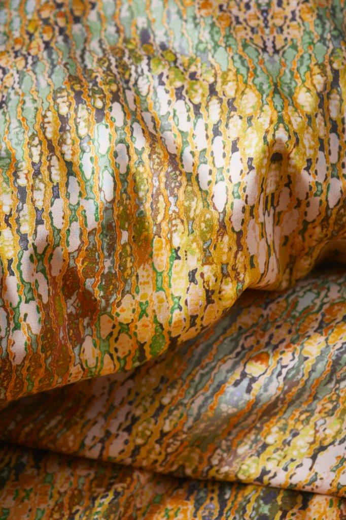 Detaildarstellung der Essenza Satin Bettwaesche Modell Fabienne Mustard.