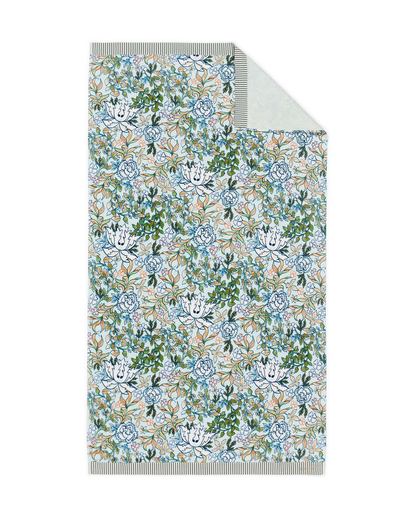 Ein Strandtuch von Essenza in der Groesse 100x180cm aus 100 Prozent Bio-Baumwolle in der Farbe Beige. Modell Ophelia Hazy Blue.
