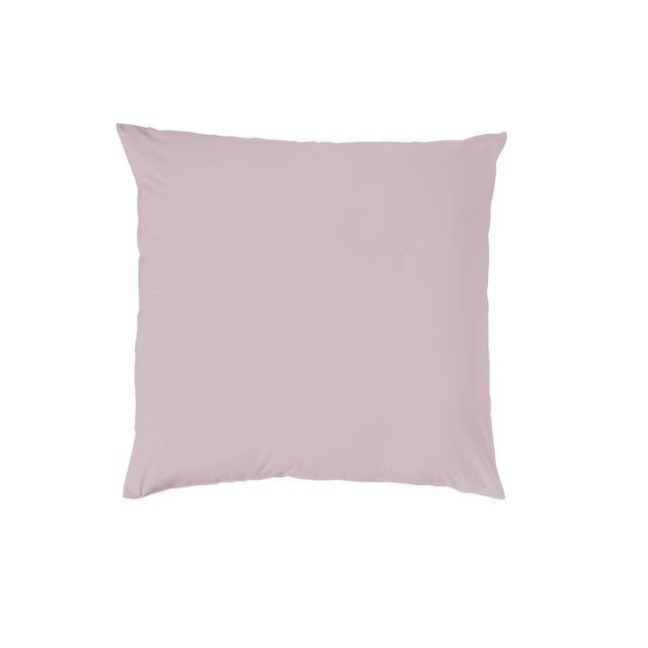 Ein quadratisches Kopfkissen bezogen mit Renforce Bettwaesche in der Farbe Rosa. Modell Stone-Washed Rosenholz 450.