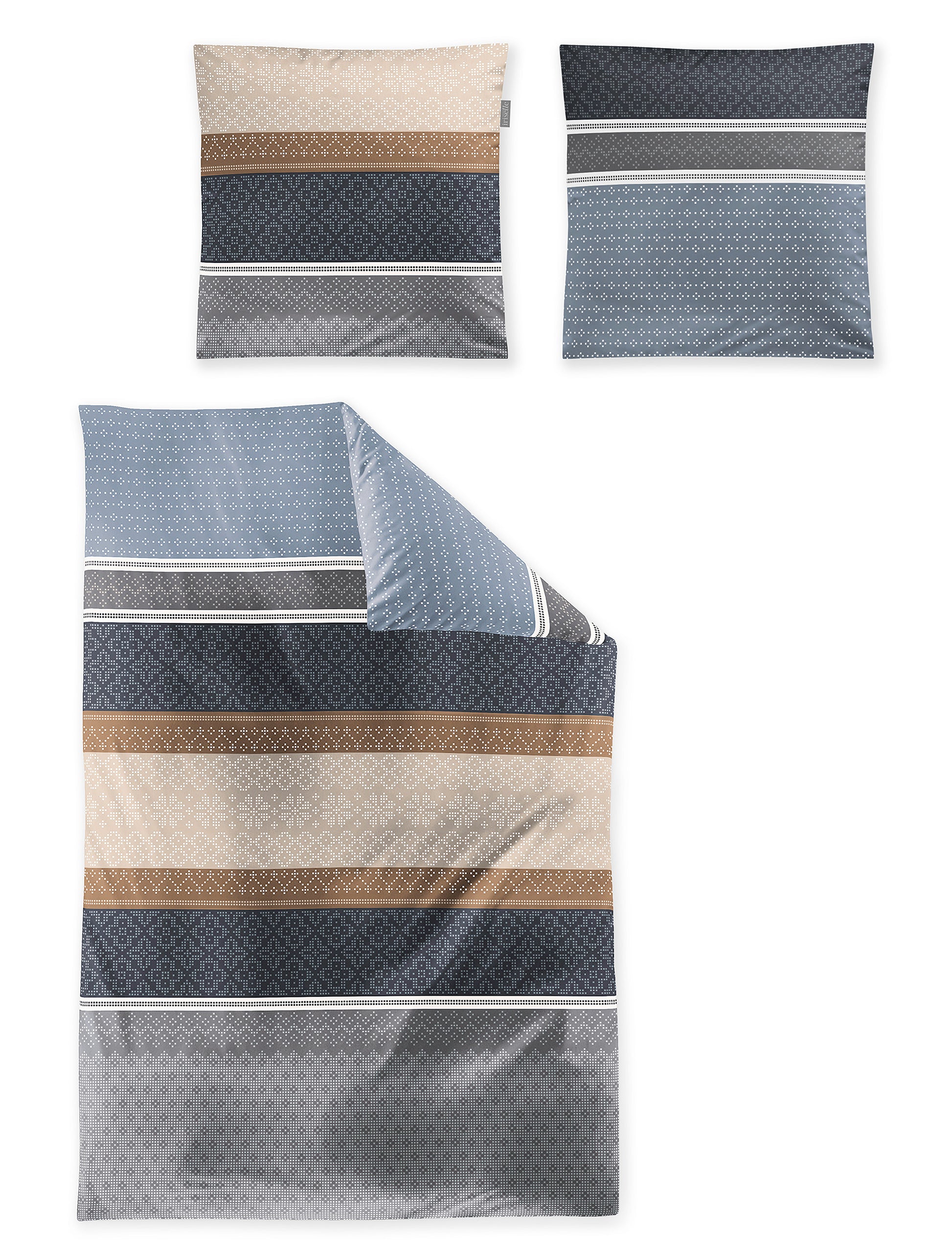 Zwei Kopfkissen und eine Bettdecke bezogen mit Edel-Feinbiber Bettwaesche mit einem Muster aus geographischen Formen in der Farbe Blau. Modell Panda Blau.