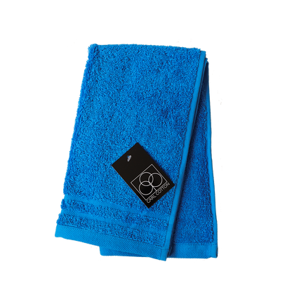 Ein Gaestetuch von CARL COTTON aus 100 Prozent Baumwolle in der Groesse 30x50cm. Farbe Blau. Modell Trend Electric Blue.