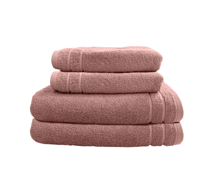 Ein Set aus zwei Duschtuechern und zwei Handtuechern von CARL COTTON aus 100 Prozent Baumwolle. Farbe Rosegold. Modell Trend Rosenholz.