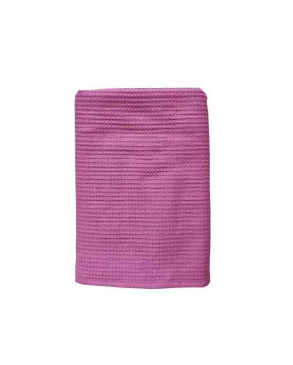 Ein Duschtuch von CARL COTTON aus 100 Prozent Baumwolle in der Groesse 70x140cm. Farbe Pink. Modell Waffelpique Crocus.
