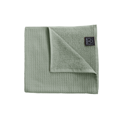 Ein Handtuch von CARL COTTON aus 100 Prozent Baumwolle in der Groesse 50x100cm. Farbe Mint. Modell Waffelpique Schilf.