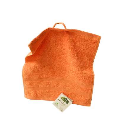 Ein Seiftuch von NATURAWALK aus 100 Prozent Bio-Baumwolle in der Groesse 30x30cm. Farbe Orange. Modell Milano Deluxe Oxford.