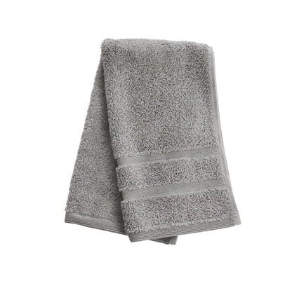 Ein Gaestetuch von NATURAWALK aus 100 Prozent Bio-Baumwolle in der Groesse 30x50cm. Farbe Silber. Modell Milano Deluxe Silber.