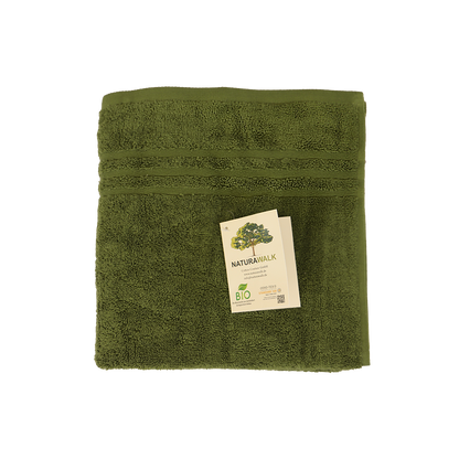Ein Handtuch von NATURAWALK aus 100 Prozent Bio-Baumwolle in der Groesse 50x100cm. Farbe Gruen. Modell Milano Exclusiv Cypress.
