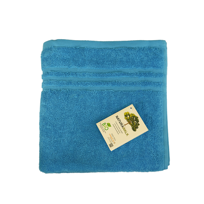 Ein Handtuch von NATURAWALK aus 100 Prozent Bio-Baumwolle in der Groesse 50x100cm. Farbe Blau. Modell Milano Exclusiv Malibu Blau.