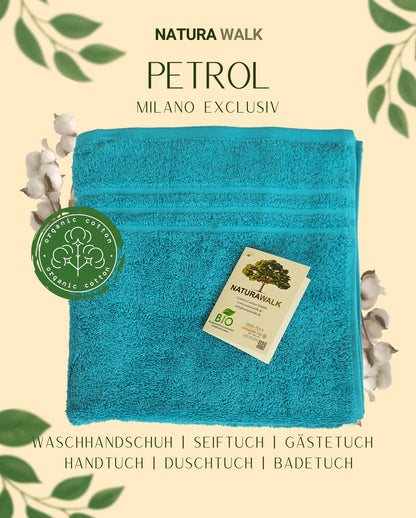 Ein Handtuch von NATURAWALK aus 100 Prozent Bio-Baumwolle in der Farbe Tuerkis. Modell Milano Exclusiv Petrol. 