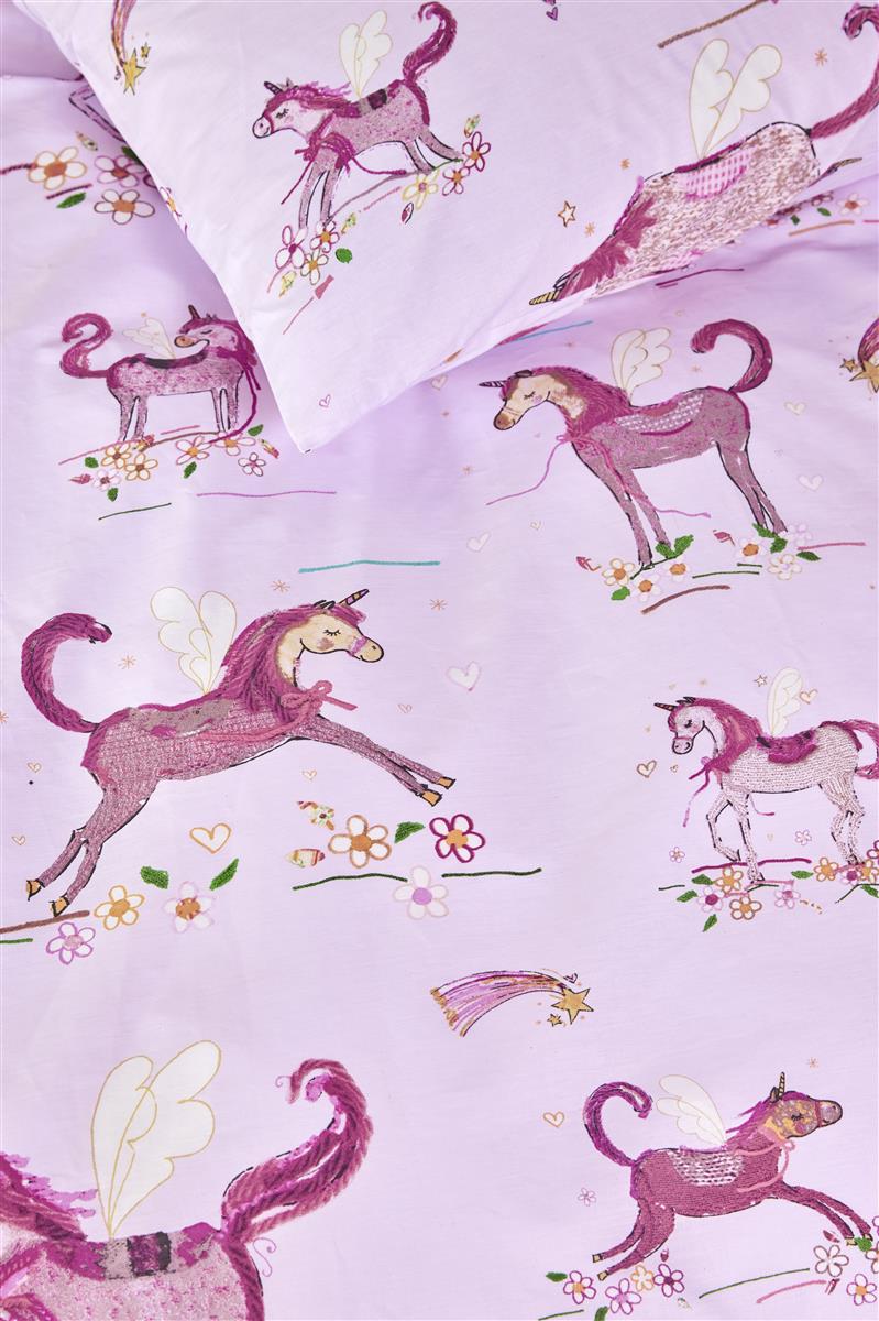 Detaildarstellung der Illustrationen auf der beddinghouse Bettwaesche Modell Unicorns.