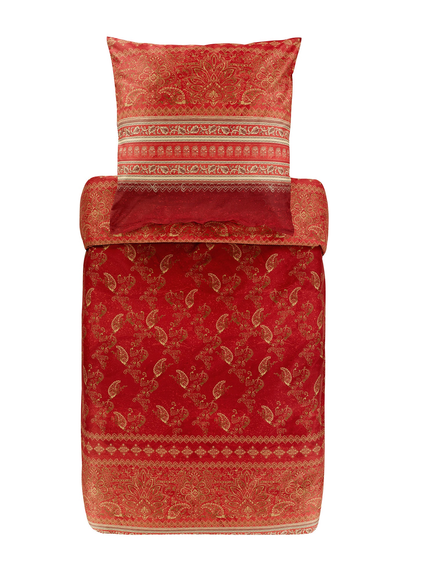 Ein Kopfkissen und eine Bettdecke bezogen mit eleganter Mako-Satin Bettwaesche von bassetti mit einem Paisleymuster in der Farbe Rot. Modell Matera R1.