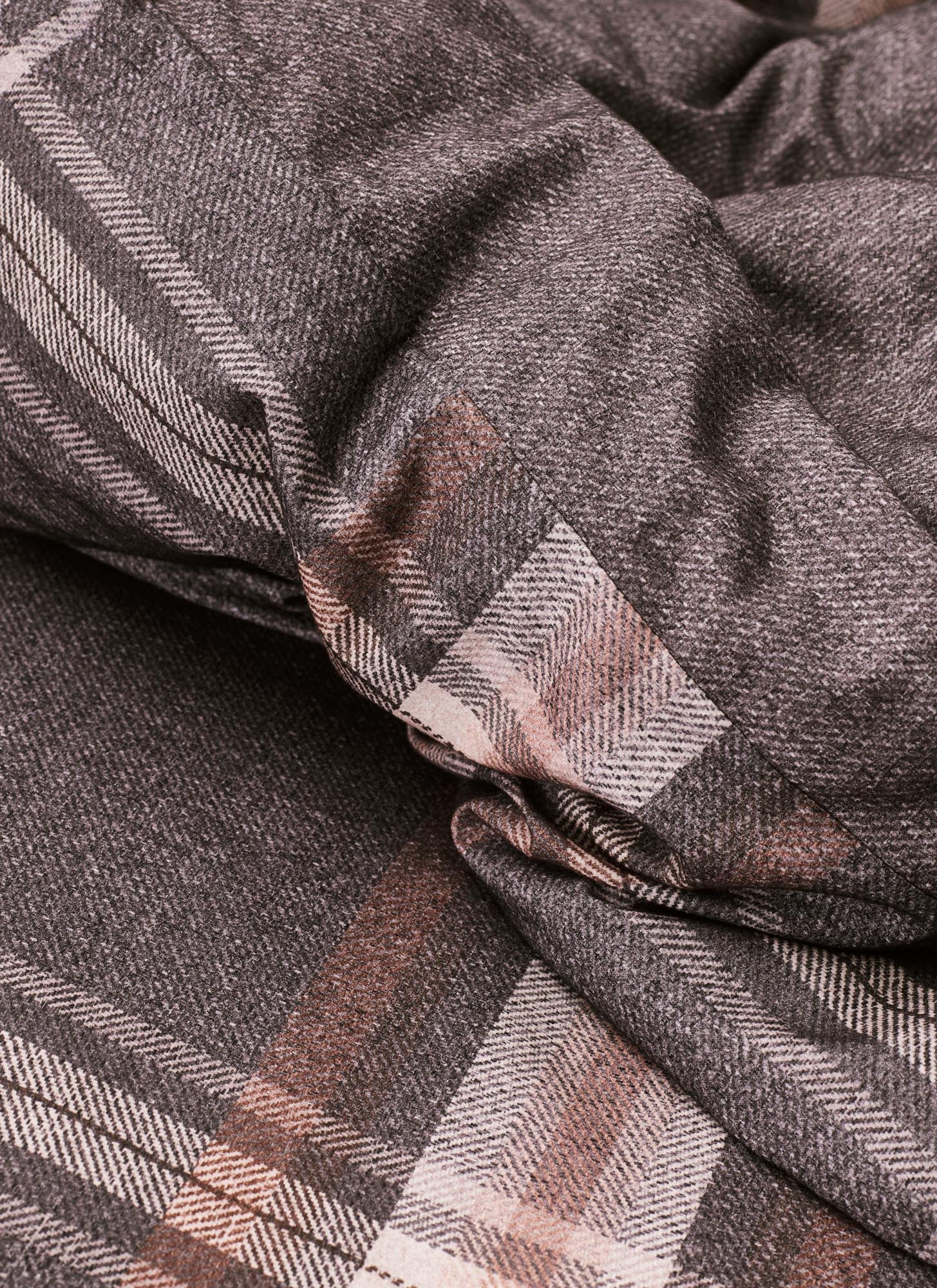 Detaildarstellung der Essenza Baumwoll-Flanell Bettwaesche Modell Valentina Grey.