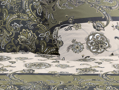 Detaildarstellung der Ornamente auf Kopfkissen und Bettdecke der Edel-Feinbiber Bettwaesche Modell Luzara.