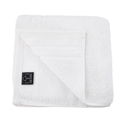 Ein Handtuch von CARL COTTON aus 100 Prozent Baumwolle in der Groesse 50x100cm. Farbe Weiss. Modell Trend Weiss.