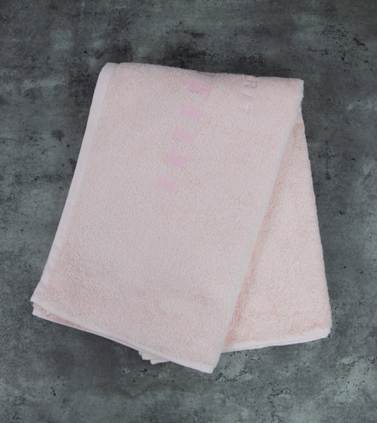 Ein Duschtuch von ESPRIT aus 100 Prozent Baumwolle in der Groesse 70x140cm. Farbe Rosa. Modell Rosa.
