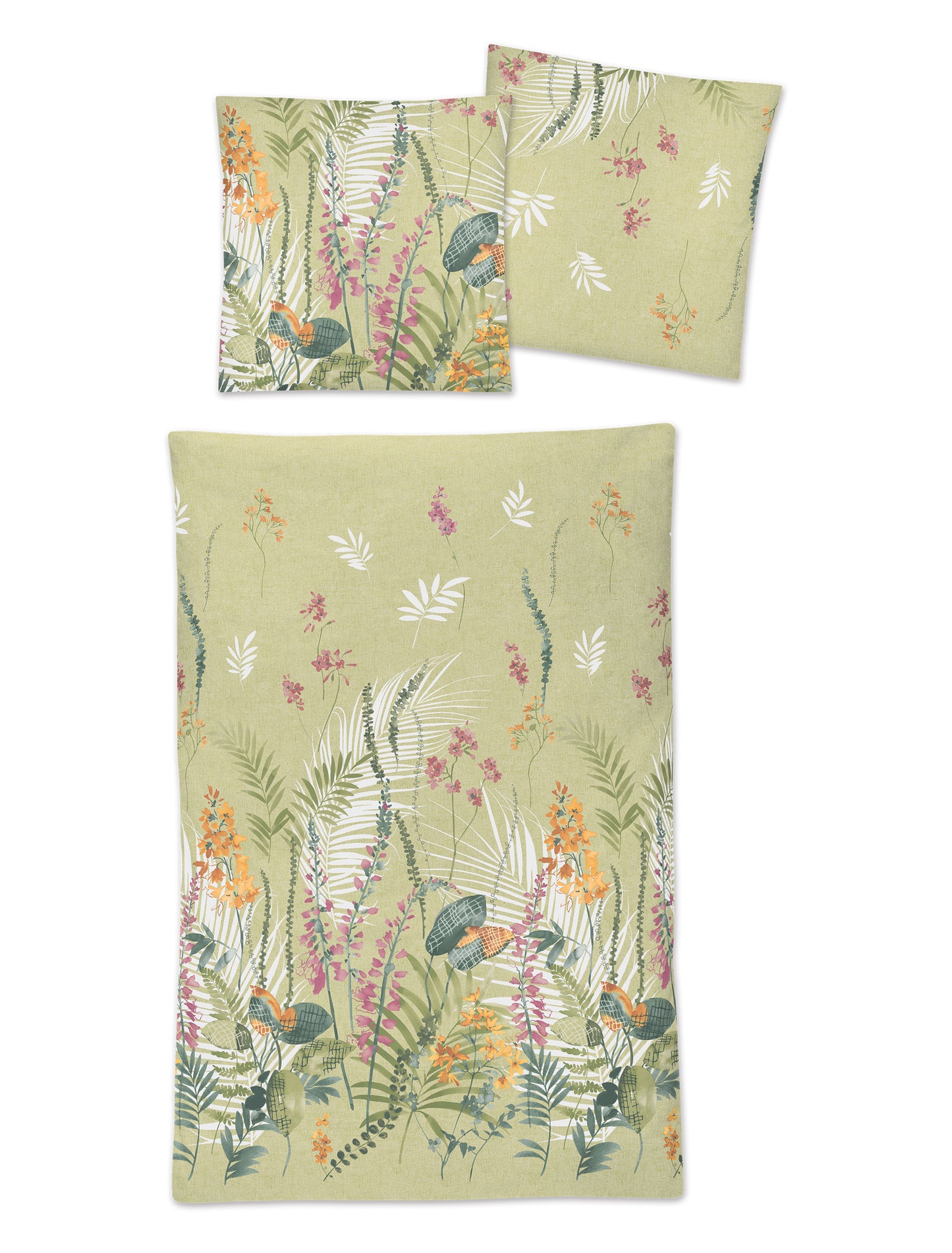 Zwei Kopfkissen und eine Bettdecke bezogen mit Mako-Satin Bettwaesche mit einem Muster aus Blaettern in der Farbe Gruen. Modell Fruehling Gruen.