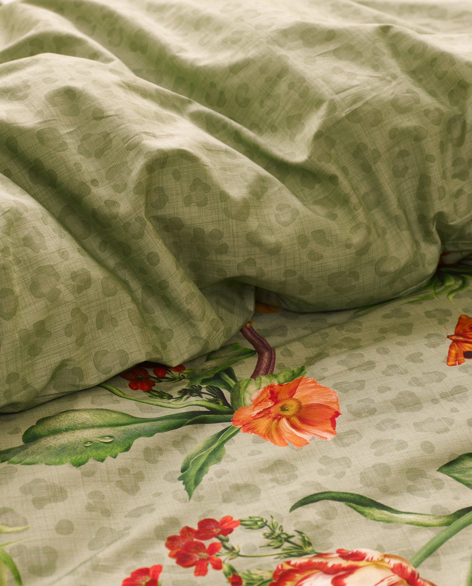 Detaildarstellung der Essenza Perkal Bettwaesche Modell Femm Green.
