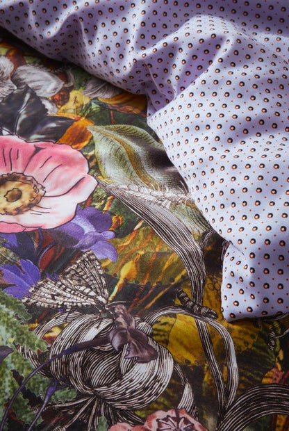 Detaildarstellung der Essenza Satin Bettwaesche Modell Annelinde Lilac.